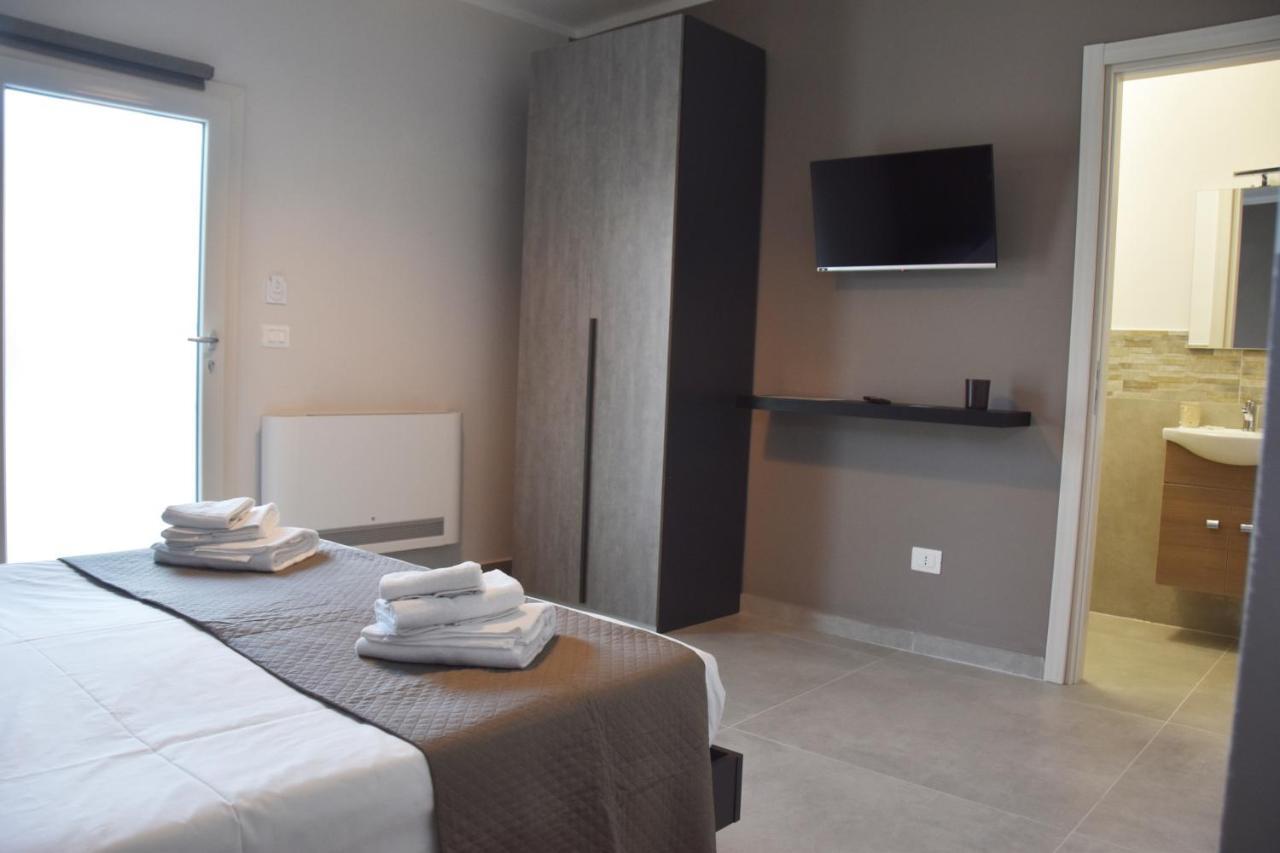 B&B Il Tirreno Cipollina ภายนอก รูปภาพ