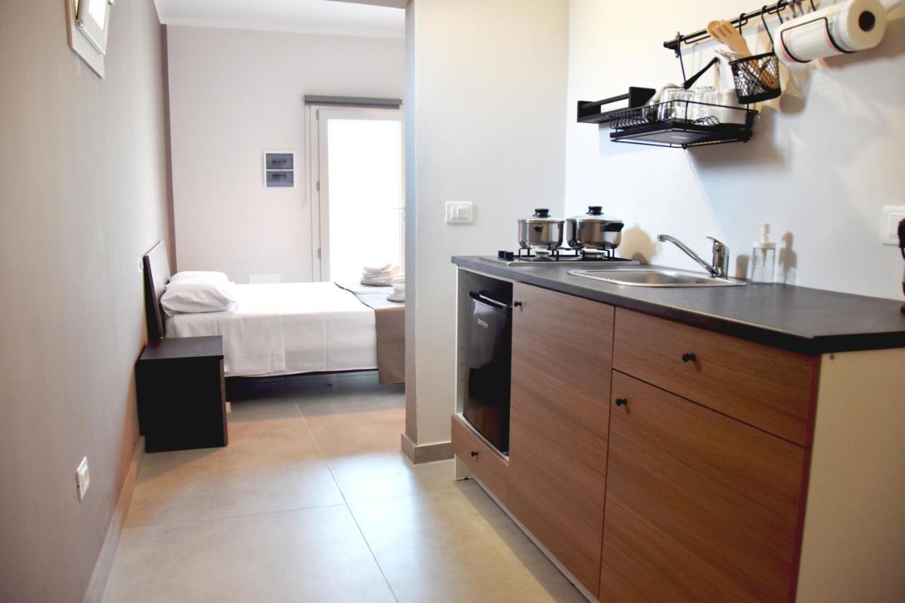 B&B Il Tirreno Cipollina ภายนอก รูปภาพ
